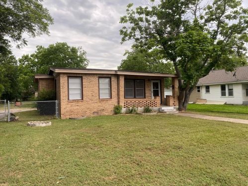 408 Texana St, Ezzell, TX 77964-2331
