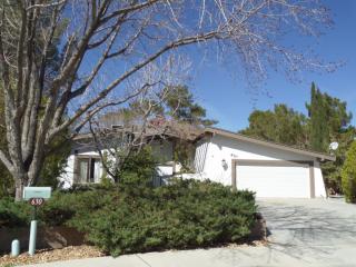 630 Howell Ave, Ridgecrest, CA 93555-3417