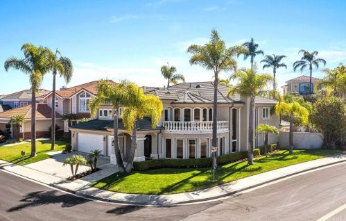 2 Sunpeak, Irvine, CA 92603-5702