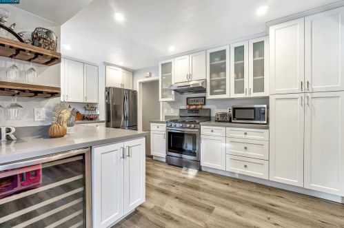 1980 Gilardy Dr, Concord CA  94518-3214 exterior