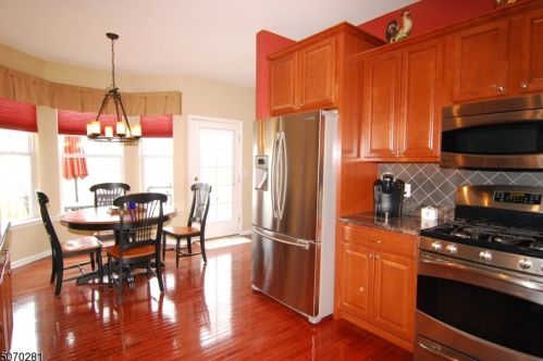 33 Junegrass Way, Hackettstown NJ  07840-4539 exterior