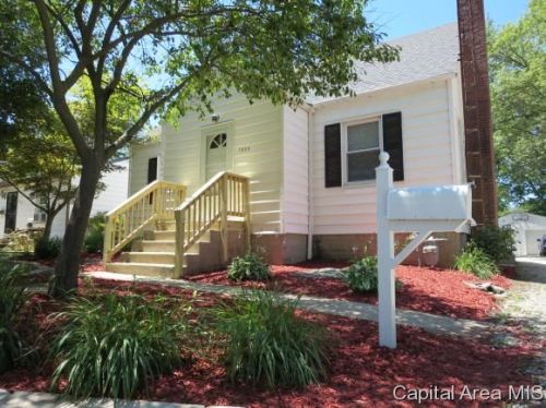 1335 Rutledge St, Springfield IL  62702-2553 exterior