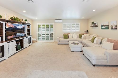 9114 Armley Ave, Whittier, CA 90603-1904