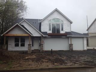 208 Lynn Dr, Newberg, OR 97132-1055
