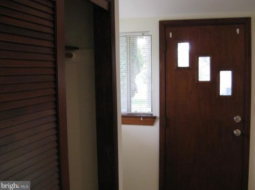 1204 Spruce Ave, Shady Side MD  20764-9557 exterior