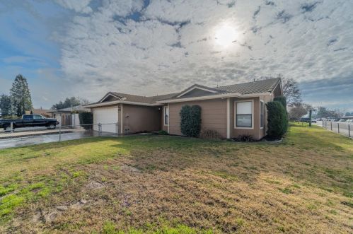 280 Birchwood St, Manteca, CA 95336-2853