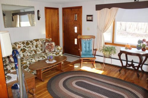 16 Fitch Reservoir Rd, Unity, NH 03743-4330