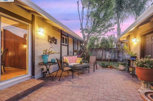 5442 Agostino Ct, Concord CA  94521-2421 exterior