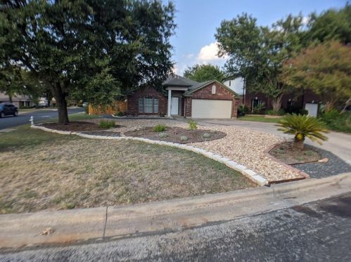 4806 Counts Cv, Austin TX  78749-3755 exterior