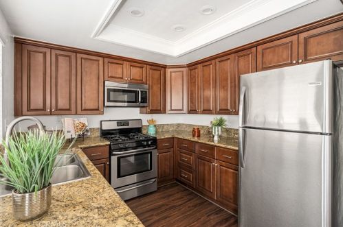 20 Marigold, Irvine, CA 92614-5470