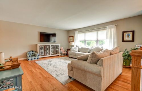 19 Pine Needle St, Wall Township NJ  07731-2647 exterior