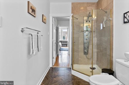 1019 19 St, Philadelphia PA  19146-2938 exterior