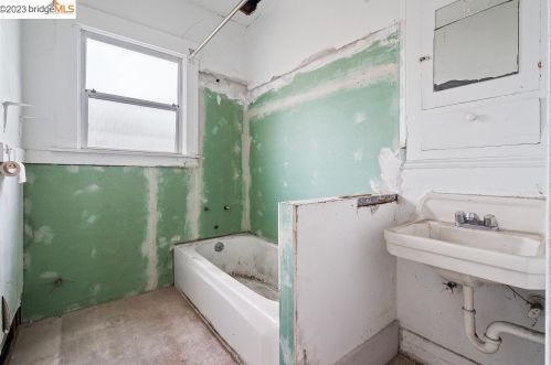 846 Adams St, Berkeley, CA 94706-1614