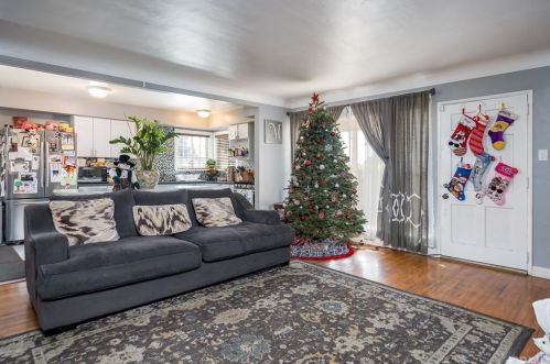 5341 Carley Ave, Whittier CA 90601-2116 exterior