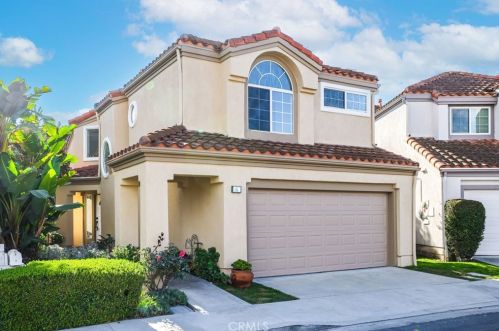 4 Del Azul, Irvine, CA 92614-5365