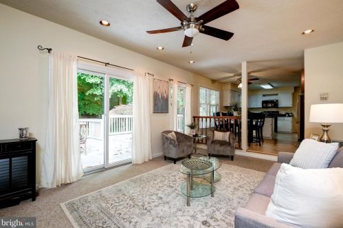 2612 Belle Crest Ln, Silver Spring MD 20906-3173 exterior