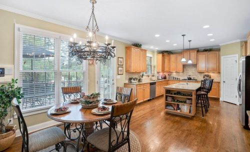 2551 Essex Ln, Atlanta GA  30331-7855 exterior