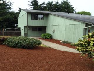 51943 4 St, Scappoose OR  97056-3305 exterior