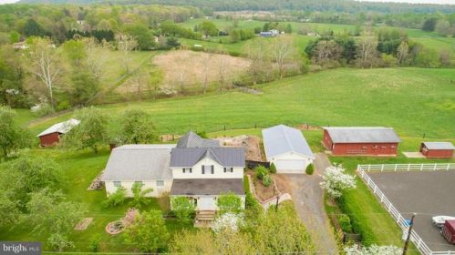 394 Hunters Rd, Washington, VA 22747-2004