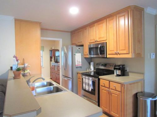 716 Candlewood Rd, Fort Worth TX  76103-1114 exterior