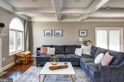 537 Grv St, Haddonfield NJ 08033-1220 exterior