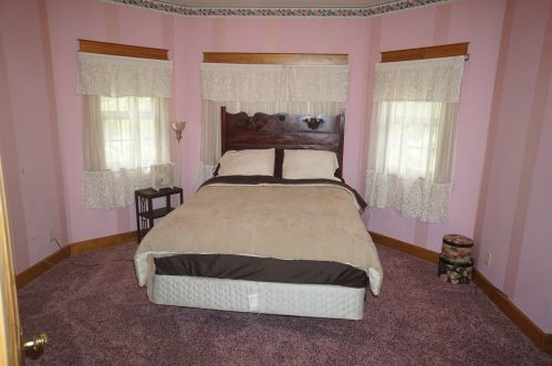 1882 Paulsen Rd, Nelson IL  61021-8402 exterior