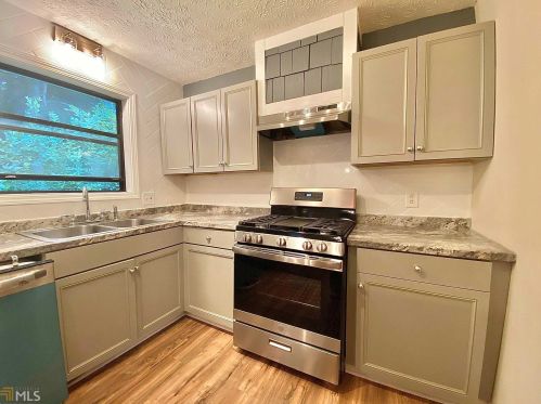 1765 Stag Dr, Conyers GA  30012-3642 exterior