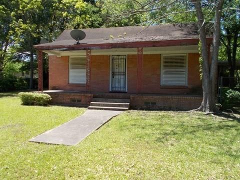 300 Oak St, Mapleton, TX 75835-3014