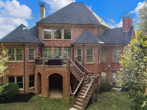 2339 Weeping Oak Dr, Braselton, GA 30517-6048