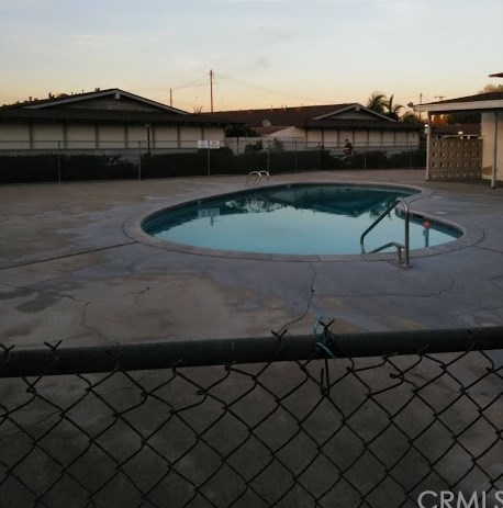 615 Euclid St, Santa Ana CA  92703-2417 exterior