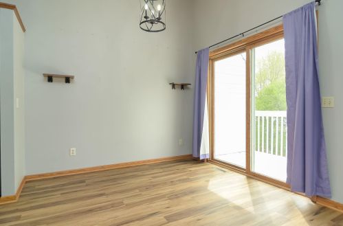 3703 Gershwin Ln, Saint Paul MN  55128-2940 exterior