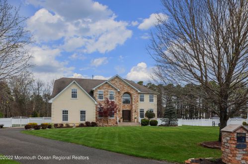 7 Sarah Ct, Jackson Twp, NJ 08527-4760