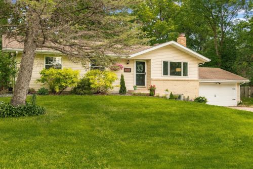 1420 Boone Ave, Minneapolis, MN 55427-3808