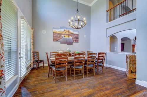 1408 Flowers Dr, Carrollton TX 75007-1470 exterior