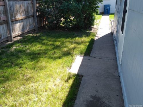 4686 Grant St, Englewood CO 80113-6824 exterior