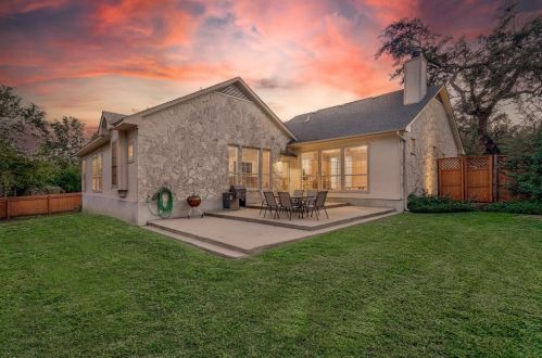 1609 Chesterwood Cv, Austin, TX 78746-7322