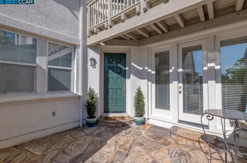 9123 Gale Ridge Rd, San Ramon, CA 94582-9158
