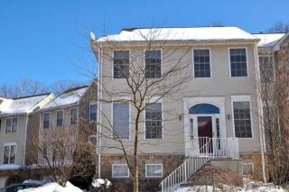 143 Arrowgate Dr, Dover, NJ 07869-5221