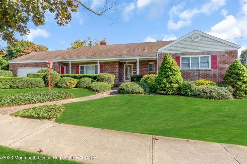 40 Navesink Ave, Atlantic Highlands, NJ 07716-1643