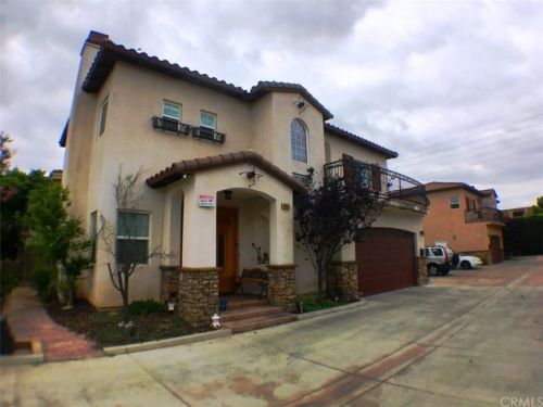 8553 Park St, Bellflower, CA 90706-5503