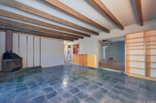 3440 Mono Dr, Riverside CA  92506-2118 exterior