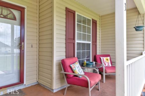 213 Oakwood Ct, Rincon, GA 31326-9767