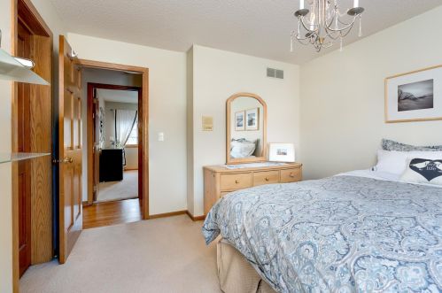 13606 Duluth Dr, Saint Paul MN 55124-8797 exterior