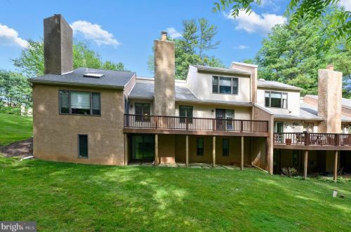 42 Toft Woods Way, Media PA  19063-4336 exterior