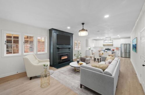 2225 Fairmount Ave, Fort Worth TX  76110-1326 exterior