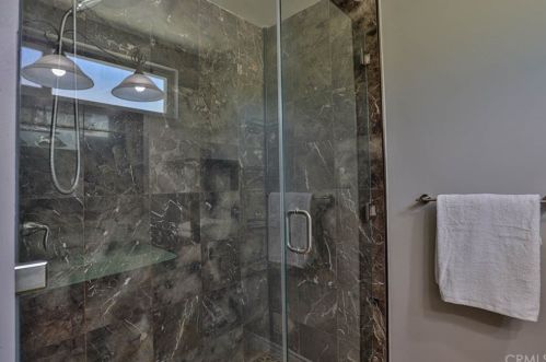 2019 Chilton Dr, Glendale CA  91201-1169 exterior