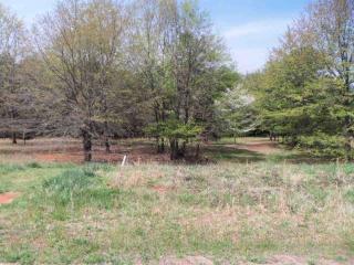 342 Baywood Dr, Campobello, SC 29322-9049