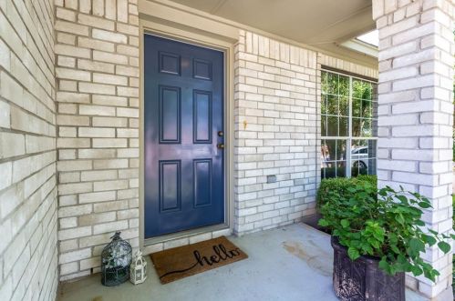 12021 Buzz Schneider Ln, Austin, TX 78748-3021