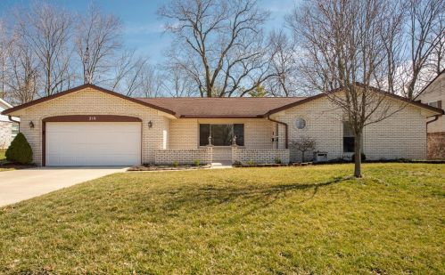 210 Fairway Dr, Springboro, OH 45066-1019