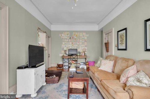 100 Park Ave, Haddonfield NJ 08033-1639 exterior